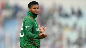 অলরাউন্ডারের সিংহাসন হারালেন সাকিব