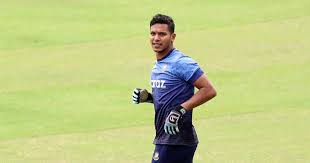 সাইফউদ্দিনের দুনিয়া পাল্টে গেল পনের দিনেই