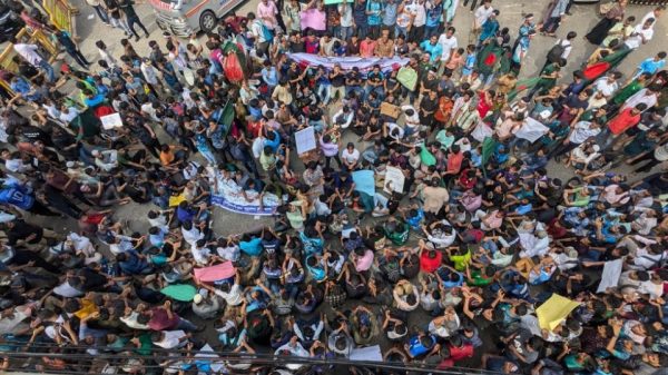 রাত ৮টায় পরবর্তী কর্মসূচি ঘোষণা কোটা আন্দোলনকারীদের