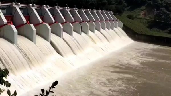 সতর্কতা জারি রাতে খুলে দেওয়া হবে কাপ্তাই বাঁধের সব গেটসতর্কতা জারি রাতে খুলে দেওয়া হবে কাপ্তাই বাঁধের সব গেট