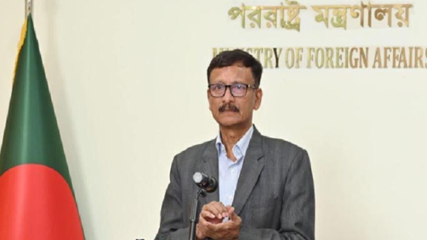 শেখ হাসিনার স্ট্যাটাস জানতে চায়নি ঢাকা