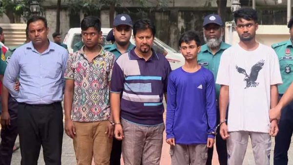 দীপ্ত টিভির কর্মকর্তা হত্যার ঘটনায় পুলিশের হাতে আটক ৫