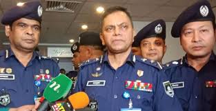 সন্ত্রাসী-চাঁদাবাজি বন্ধে ‘বিশেষ বার্তায় আইজিপির`