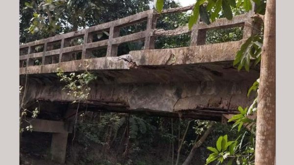 কিশোরগঞ্জের ব্রিজ যেন মরণফাঁদ