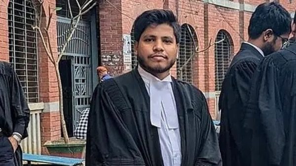চট্টগ্রামে ভিডিও দেখে আরো একজনকে গ্রেফতার