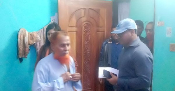 ঝালকাঠি বাবাকে ৮ দিন তালাবদ্ধ রাখলেন মেয়েরা