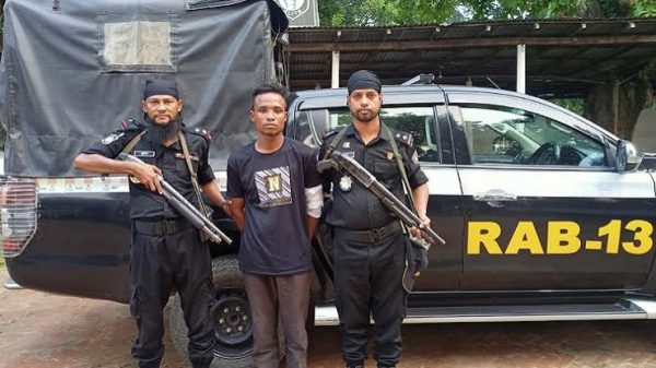 রংপুরে রক্তাক্ত গেঞ্জি দেখে খুনি স্বাধীন শনাক্ত