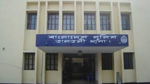 চাচার  বিশেষ অঙ্গ’ কেটে দিল ভাতিজি