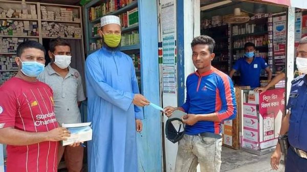 লালমোহনে ৩ ব্যবসা প্রতিষ্ঠানের মালিকদের ৪৫ হাজার টাকা জরিমানা