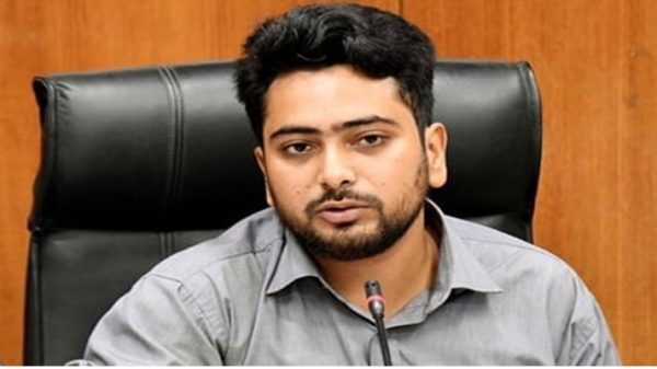 অন্তর্বর্তী সরকারকে ব্যর্থ প্রমাণ করার কারণ জানালেন: নাহিদ
