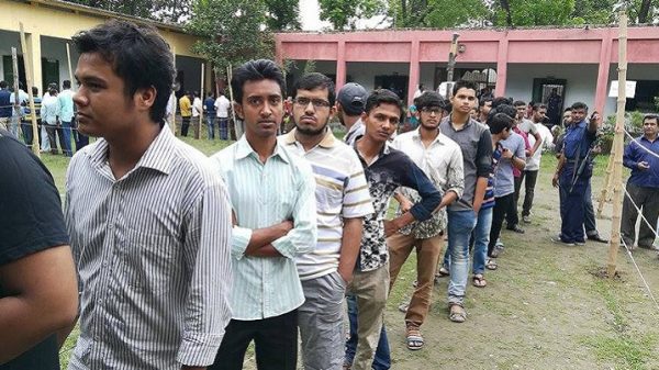 দেশের নতুন তালিকায় নারীর তুলনায় প্রায় দ্বিগুণ পুরুষ ভোটার