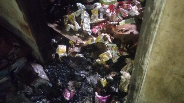বরিশালে ব্যবসায়ী দোকান ঘরে অগ্নিকাণ্ড