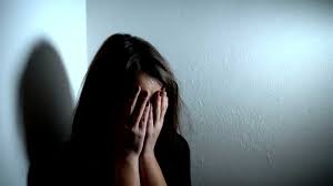 বরিশালে ঘরে একা পেয়ে পঞ্চম শ্রেণীর স্কুলছাত্রীকে ধর্ষণ