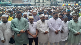 পত্রিকার সম্পাদক সাংবাদিক তুহিনের জানাজায় কাঁদলেন