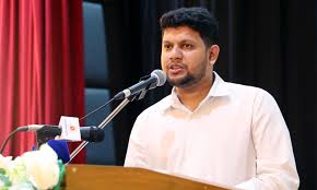 সরকার সংস্কার কমিশনের ১৩ প্রস্তাব নভেম্বরে বাস্তবায়ন করবে : তথ্য উপদেষ্টা