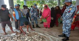 যাত্রীবাহী গাড়ি থেকে ৬০০কেজি জব্দ জাটকা গেল এতিমখানায়
