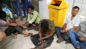 হাতিরঝিলে বাসে অজ্ঞান পার্টি, আটক ৫