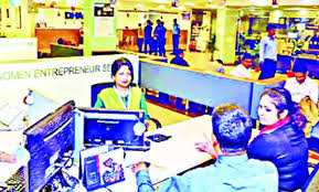 ব্যাংকের উচ্চ পর্যায়ে নারীর অংশ বাড়ছে